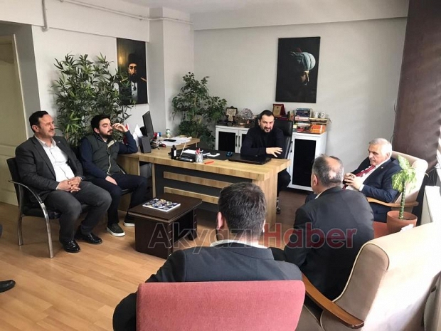 Ali İnci Akyazı'da Sıkılmadık El Bırakmadı
