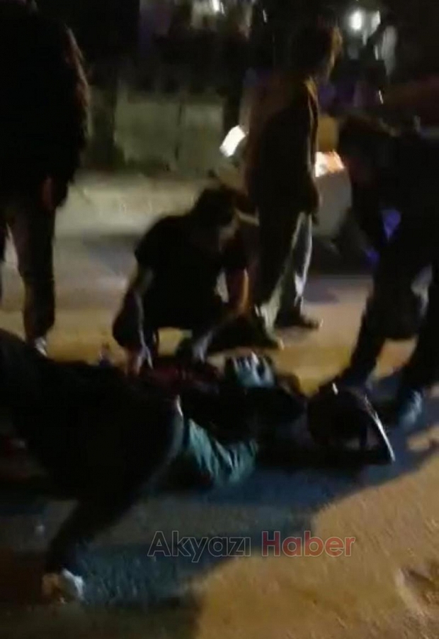 Motosikletler kafa kafaya çarpıştı