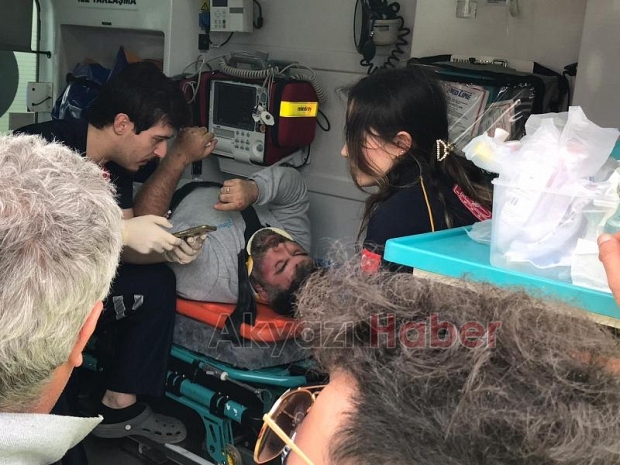 Ormanköy'de kaza; Sürücü araçta sıkıştı