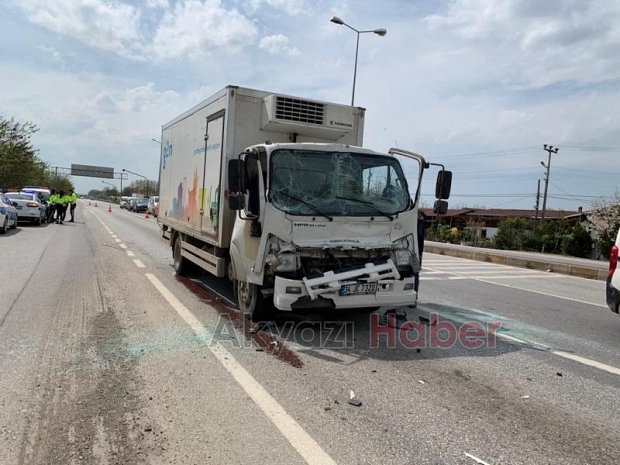 Ormanköy'de kaza; Sürücü araçta sıkıştı