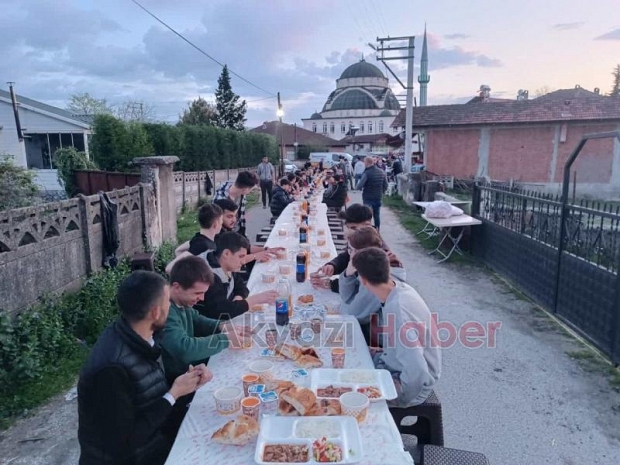 Bedilkazancı iftarda buluştu