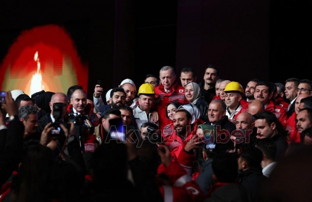 Cumhurbaşkanı Erdoğan'dan doğalgaz müjdesi