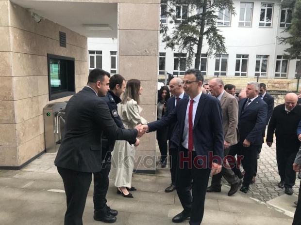 Akyazı'da bayramlaşma programı