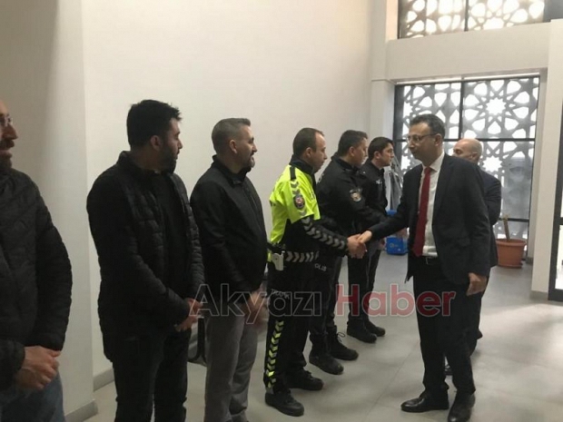 Akyazı'da bayramlaşma programı