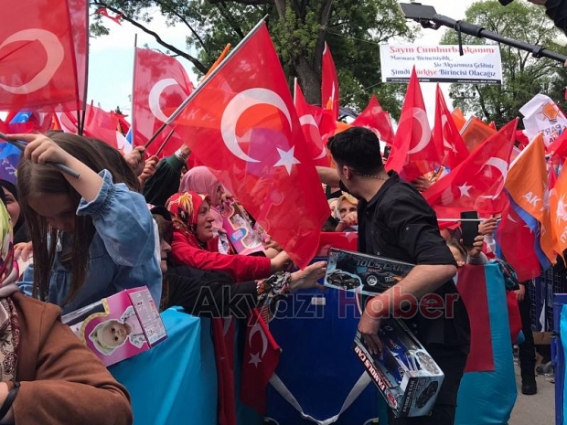 Cumhurbaşkanı Erdoğan Akyazı'da