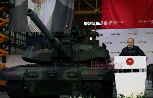 Cumhurbaşkanı Erdoğan, Altay Tankı’nın teslim törenine katıldı