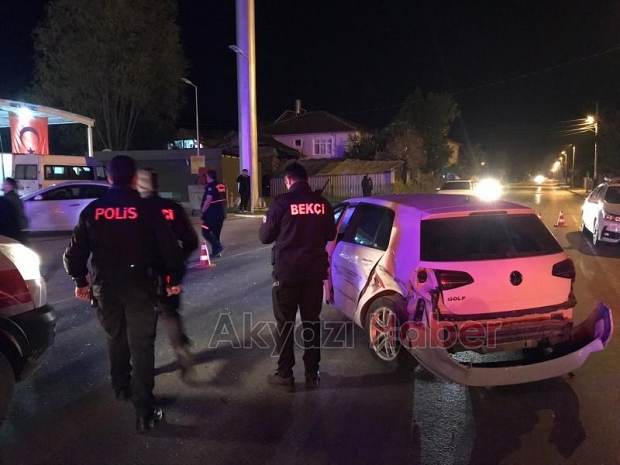 Akyazı'da kaza: 4 Yaralı