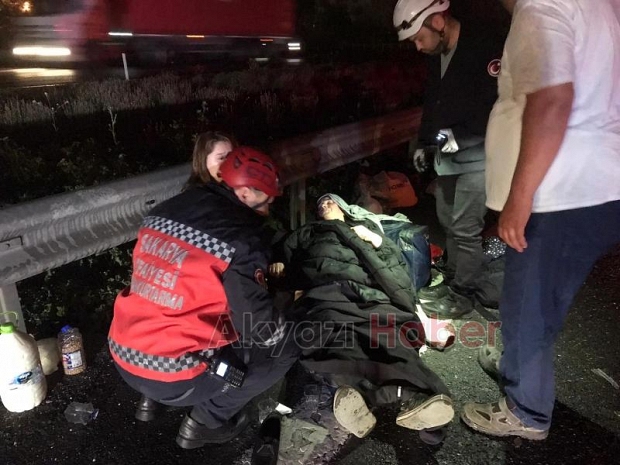 Otoyolda feci kaza: 1'i ağır 4 yaralı