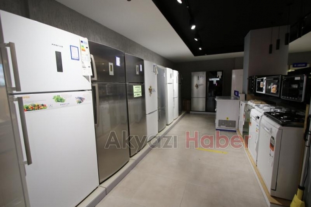 Avn Center da Uğur Derin Dondurucuları bahar fırsatlarıyla!..