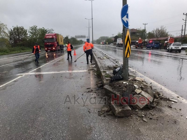 Ormanköy'de tır ile otomobil çarpıştı