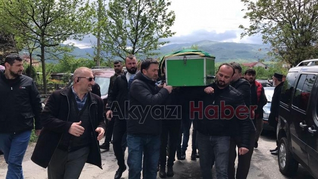Kazada ölen 2 kişi toprağa verildi