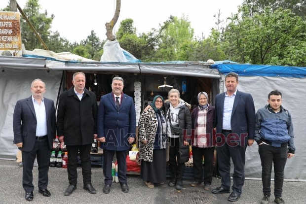 Kürşat Kılıç, Akyazı'da vatandaşlarla buluştu