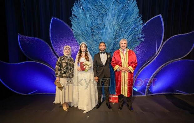 Beşiktaşlı Umut, Merve Aydemir'le evlendi