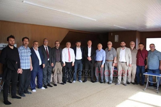 Ali İnci Akyazı'da seçim çalışması yaptı