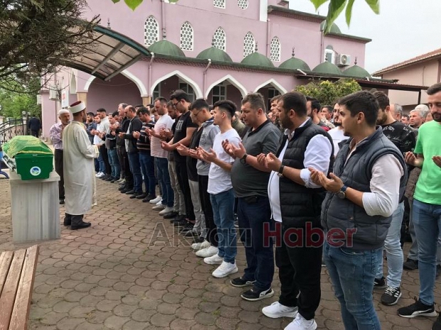 Kazada ölen Nihat Çakıl toprağa verildi