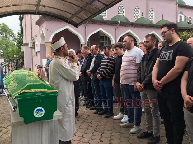 Kazada ölen Nihat Çakıl toprağa verildi
