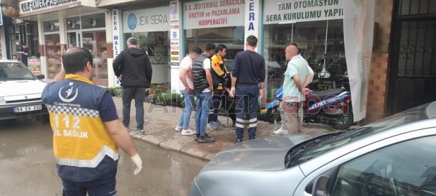 Akyazı Yenicamiide Kaza 1 Yaralı 
