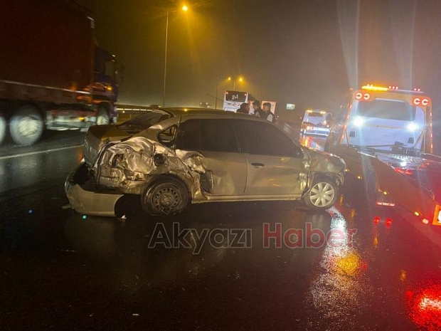 Bariyerlere çarpan otomobilde 1 kişi yaralandı