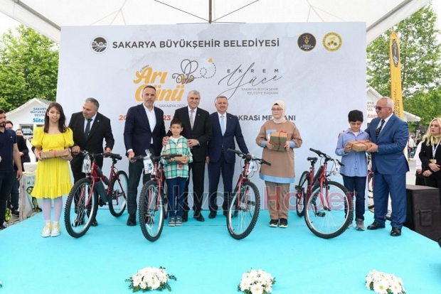 Başkan Yüce Dünya Arı Günü’nde konuştu