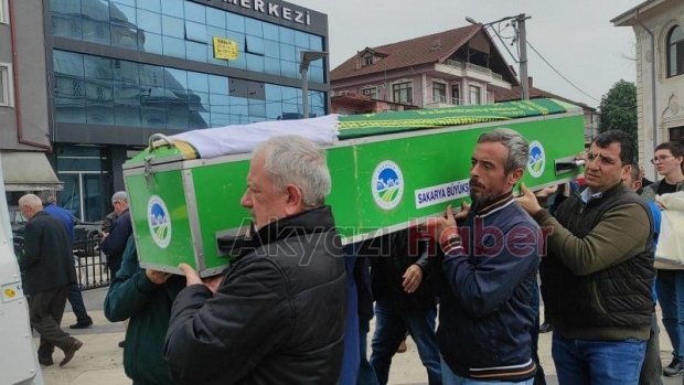 Ümran Armağan defnedildi