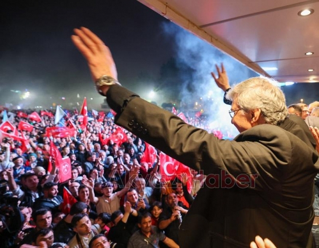 Cumhurbaşkanı Erdoğan'ın seçim zaferi Sakarya'da böyle kutlandı