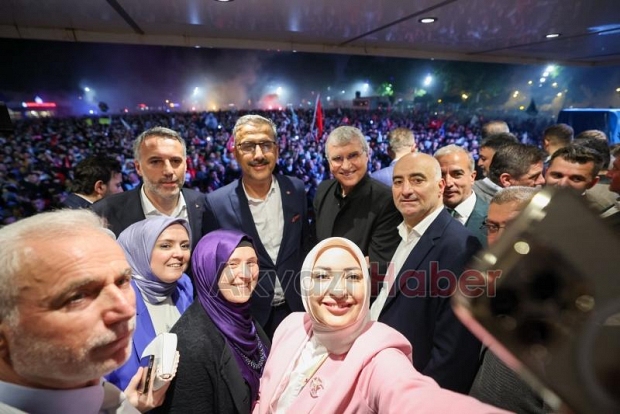 Cumhurbaşkanı Erdoğan'ın seçim zaferi Sakarya'da böyle kutlandı