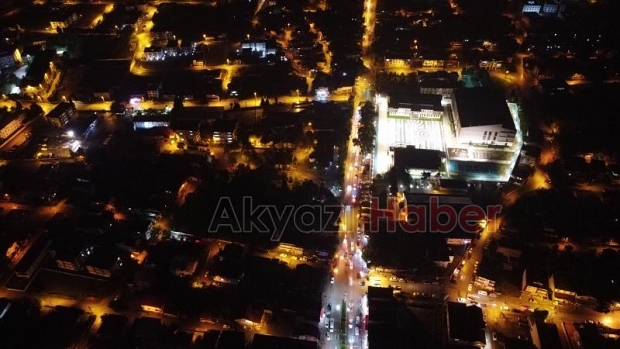 Akyazılı iş adamı Ömer Peker'den zafer kutlaması