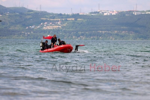 Sapanca Gölü’nden çıkan atıklar görenleri şaşırttı
