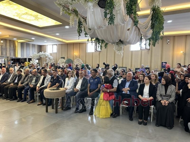 Karapürçek'te Hayat Boyu Öğrenme Haftası sergisi düzenlendi