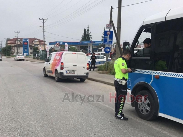 Akyazı'da Trafik uygulaması yapıldı