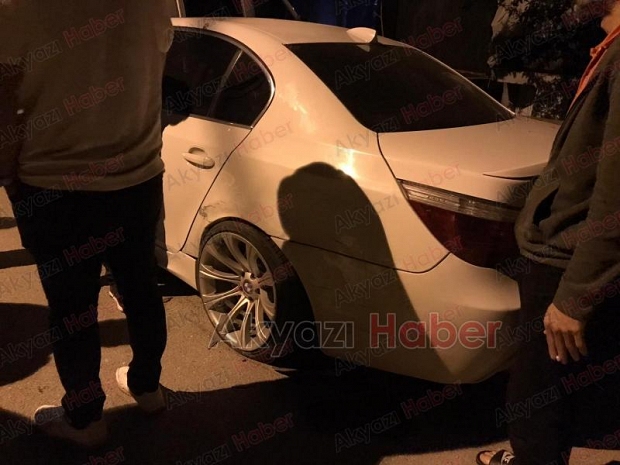 Ömercikler mahallesinde maddi hasarlı kaza 