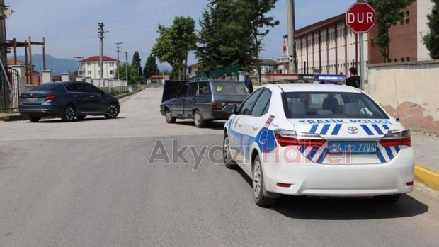Fatih mahallesinde maddi hasarlı kaza