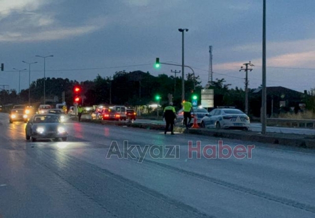 D-100'de feci kaza: 2 ağır yaralı