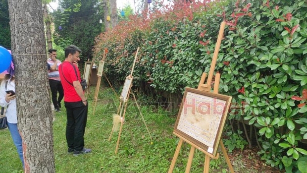 Akyazı Konuralp Anadolu Lisesi'nde kaligrafi sergisi