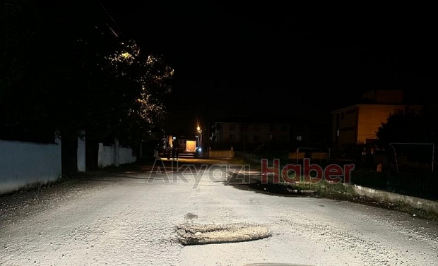 Bu çukur 3 yıldır kapatılmayı bekliyor