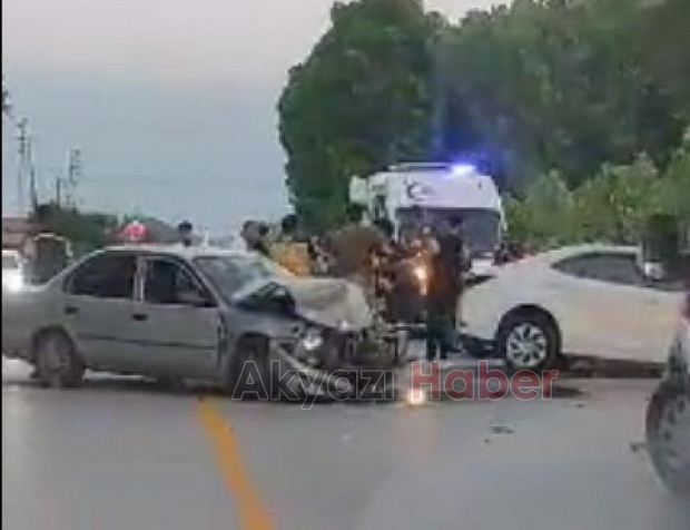 Akyazıda feci kaza: 4 yaralı