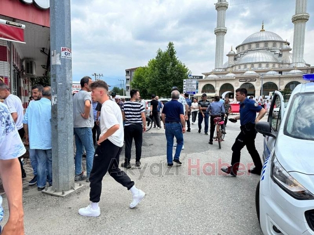 Kasksız sürücü bayram günü ölümden döndü