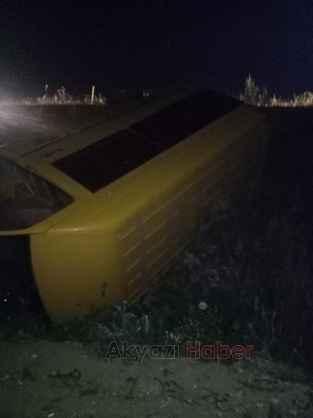 Minibüs şarampole uçtu