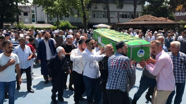 Bekir Akarsu dualarla toprağa verildi