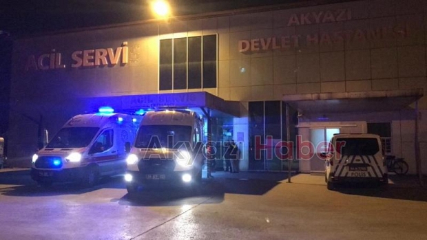 Alkol alan iki grubun kavgasında kan aktı