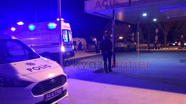 Alkol alan iki grubun kavgasında kan aktı