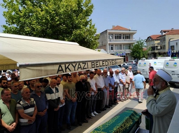 Nihat Sofuoğlu ve Fatma Bayhan dualarla defnedildi