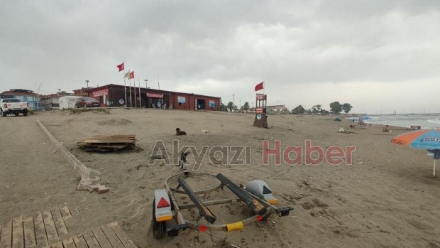 Sakarya'da denize girişler yasaklandı