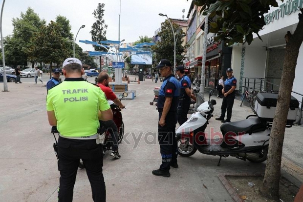 Akyazı’da motosiklet denetimi yapıldı