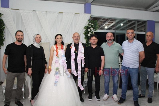 Naim Yolcu hayatını Esra Akgül ile birleştirdi