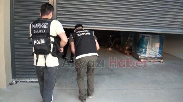Sakarya'daki uyuşturucu deposuna baskın; 2 ton 200 kilo ele geçirildi