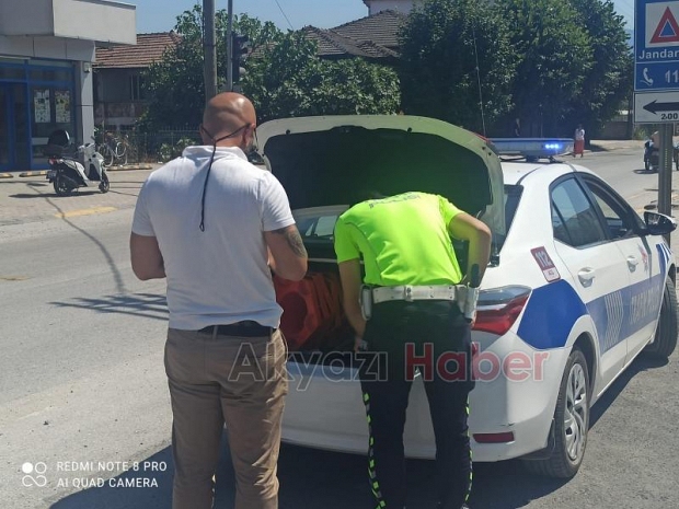 Motosiklet yayaya çarptı