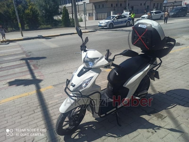 Motosiklet yayaya çarptı