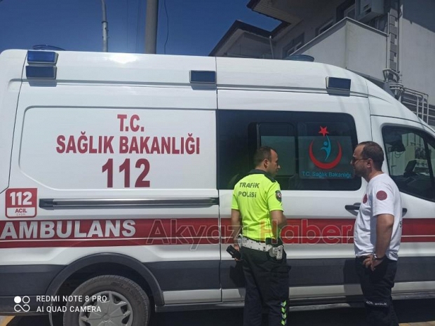 Motosiklet yayaya çarptı