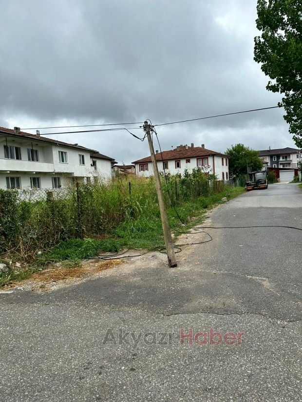 Direk yıkılmak üzere